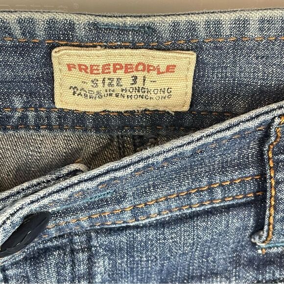 Free People Patch Pocket Flare Jeans Size 31 - Picture 6 of 6